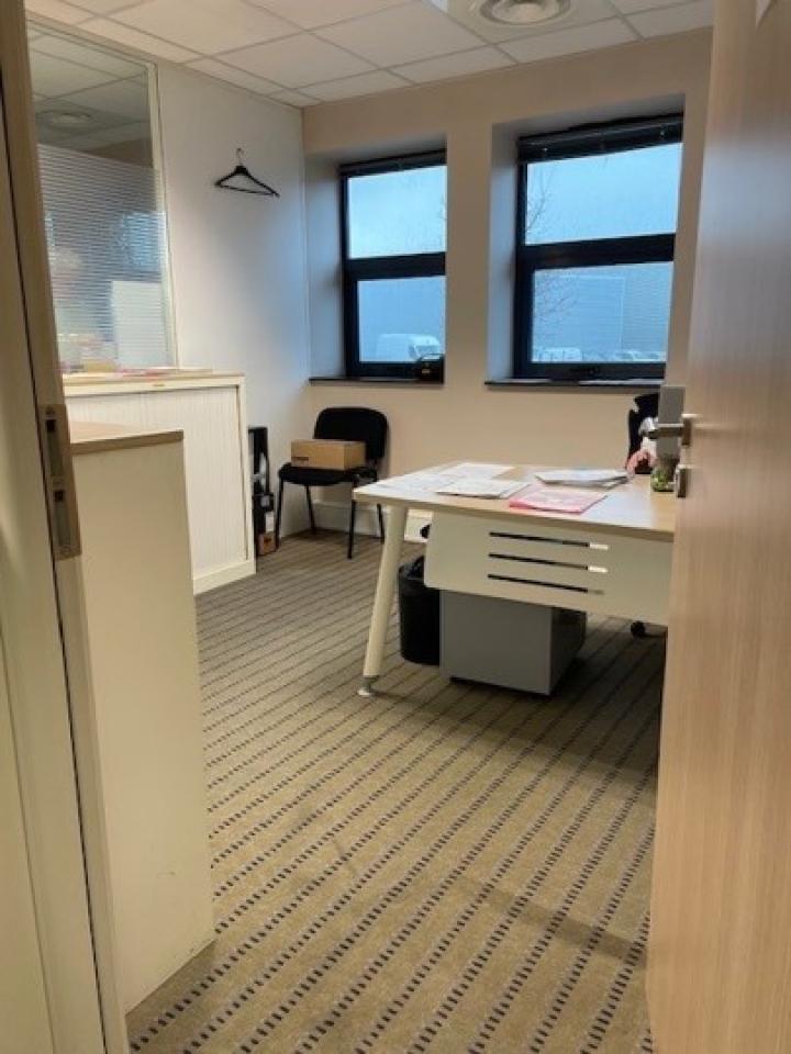 Bureau Ivry-sur-Seine 892m² Location bureau Ivry-sur-Seine Val-de-Marne OLBUR2529477 4